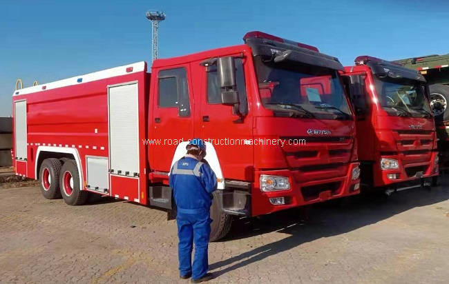 最新の会社の事例について DRC - 2台の単位SINOTRUK 371hpの消火活動のトラック